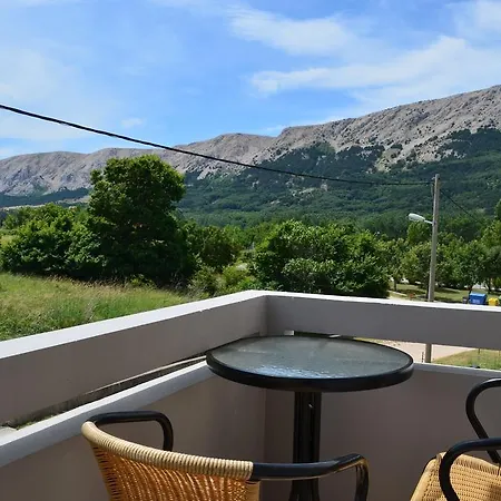 Mira Apartment