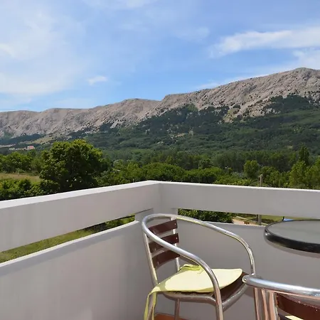 Mira * Baška